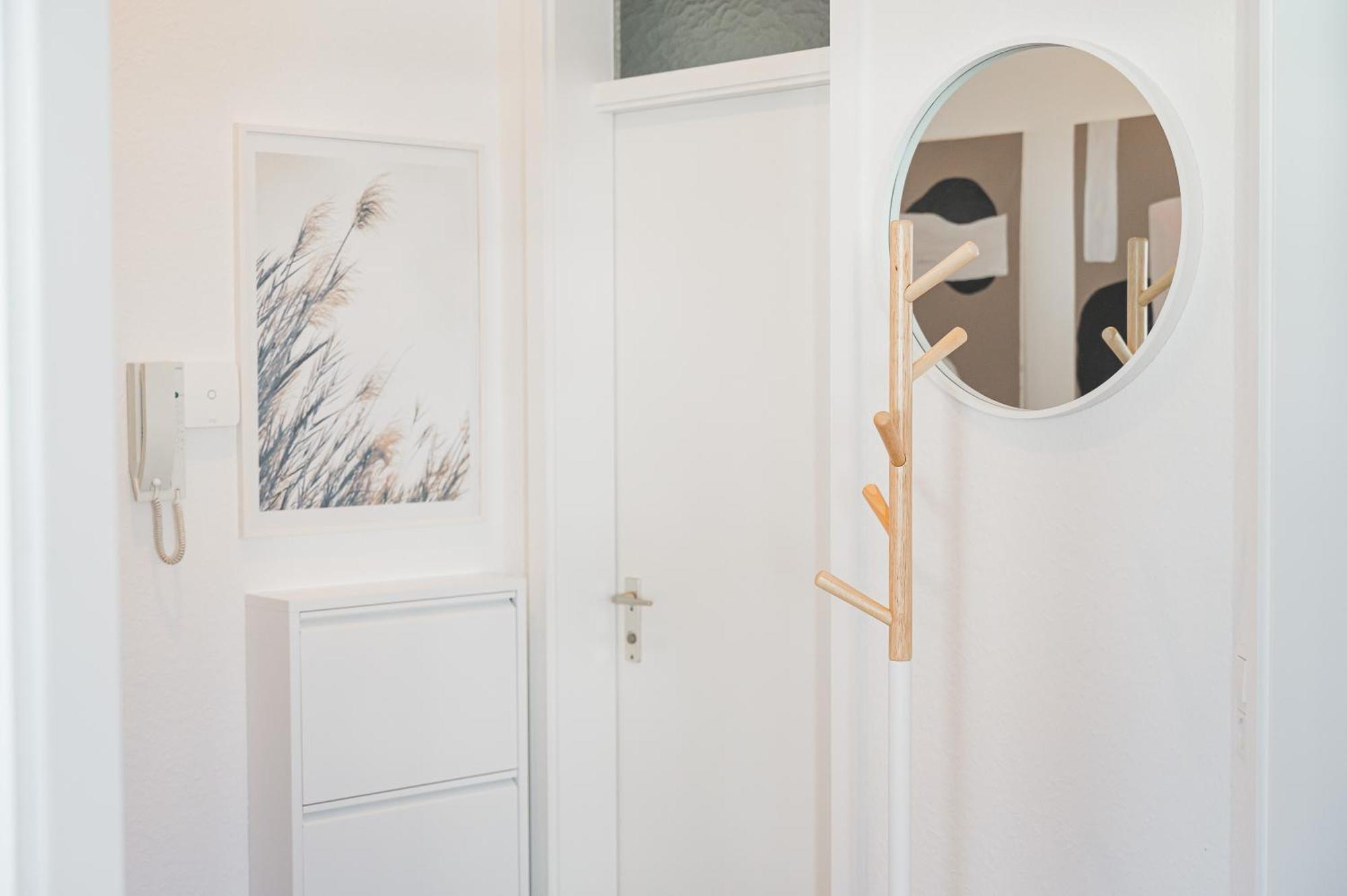 Helle Zentrumsnahe Familienfreundliche Ferienwohnung Fellbach Bagian luar foto