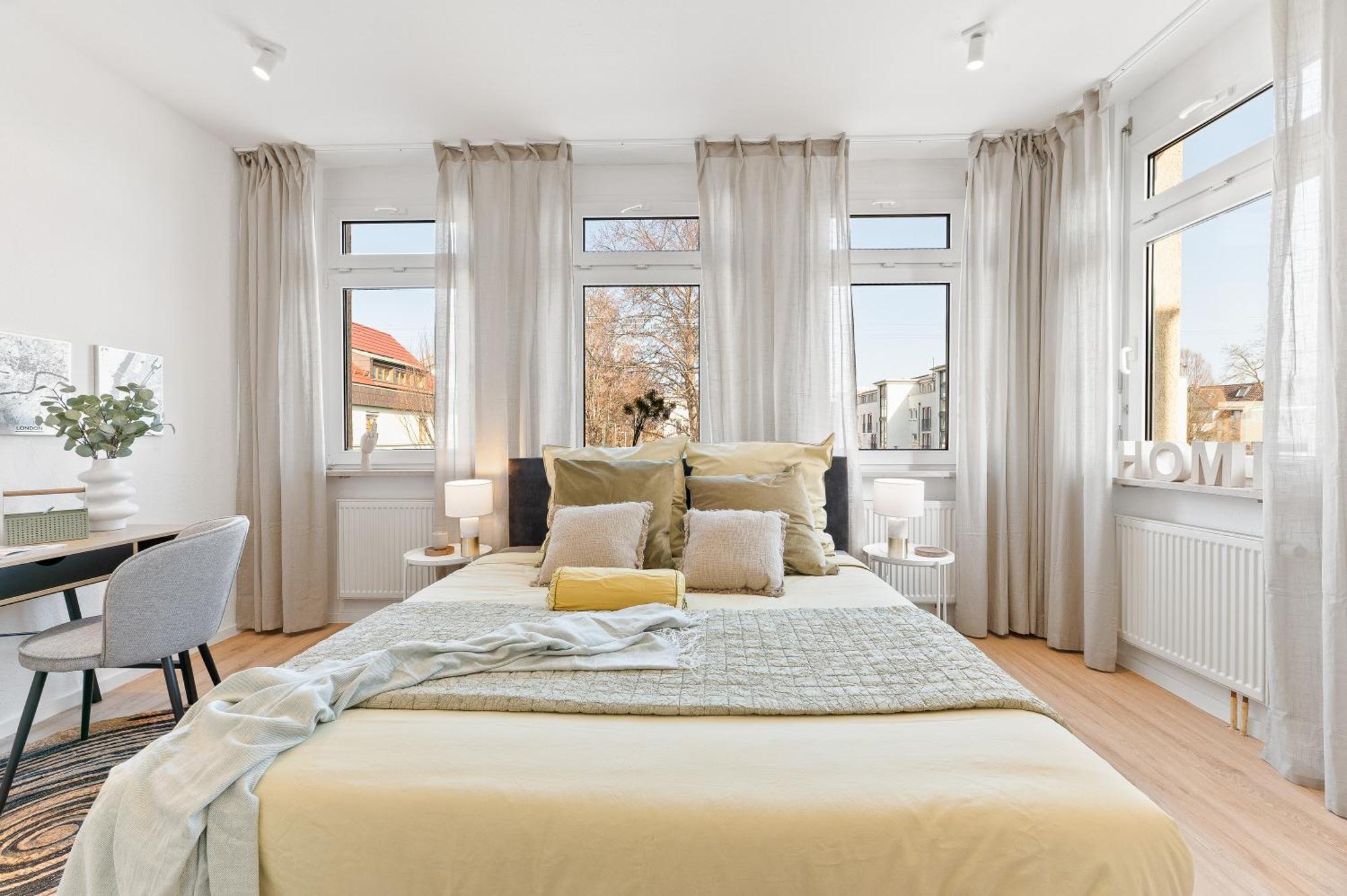 Helle Zentrumsnahe Familienfreundliche Ferienwohnung Fellbach Bagian luar foto