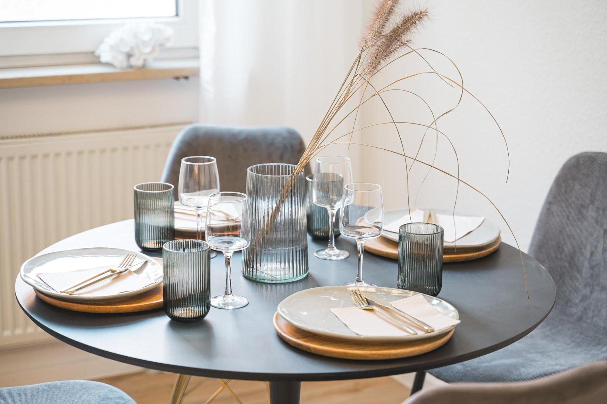 Helle Zentrumsnahe Familienfreundliche Ferienwohnung Fellbach Bagian luar foto