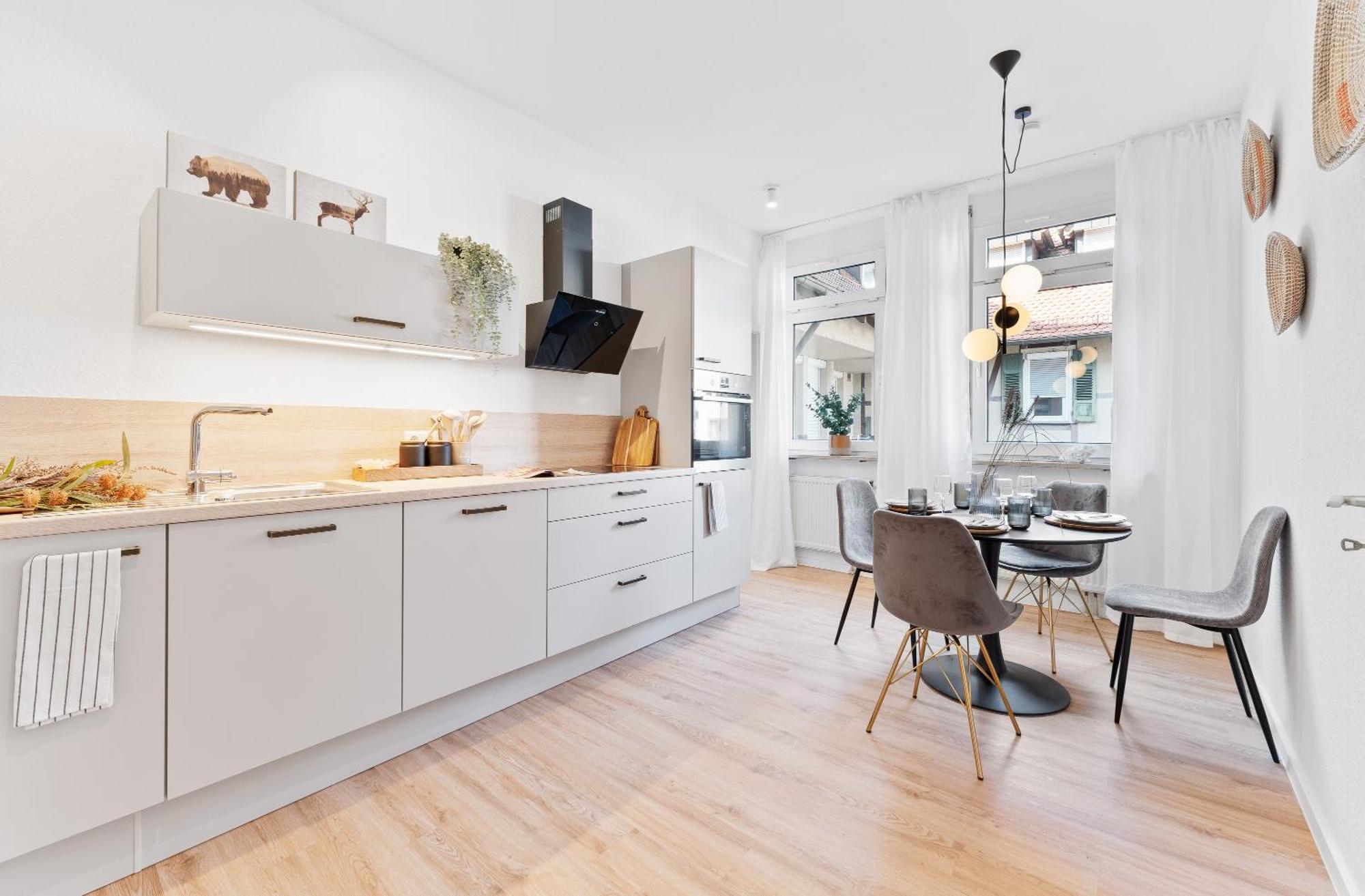 Helle Zentrumsnahe Familienfreundliche Ferienwohnung Fellbach Bagian luar foto